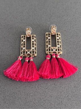 Lilly Pulitzer Island Vibes Tassel Earrings - Ruby Red